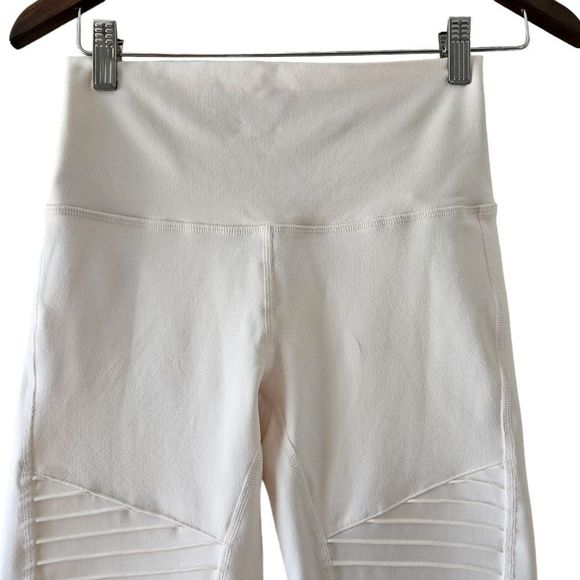 Alo Yoga High Waist Moto Biker Legging Pants Size Medium Light Cream. - Picture 8 of 16